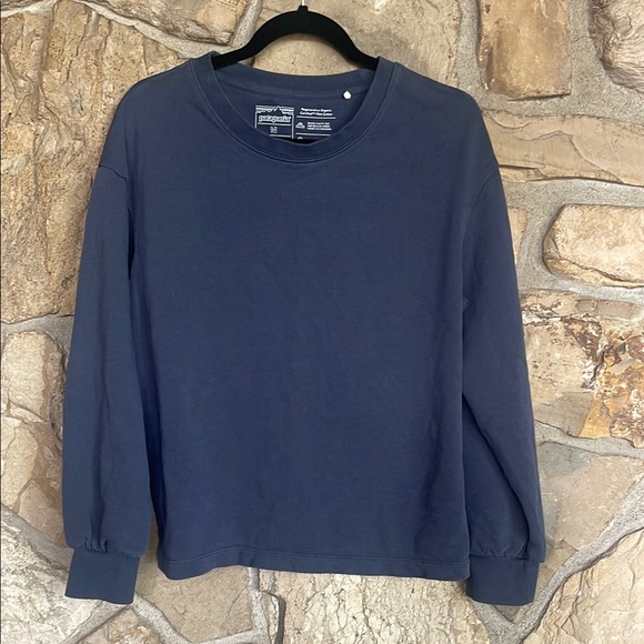 Patagonia Tops - Patagonia - W's Regenerative Organic Certified® Cotton Essential Pullover